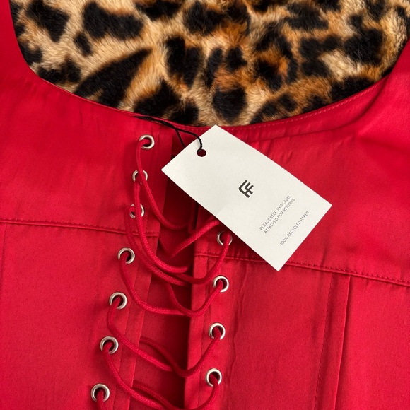 NWT Danielle Guizio
Satin corset top - Picture 4 of 4